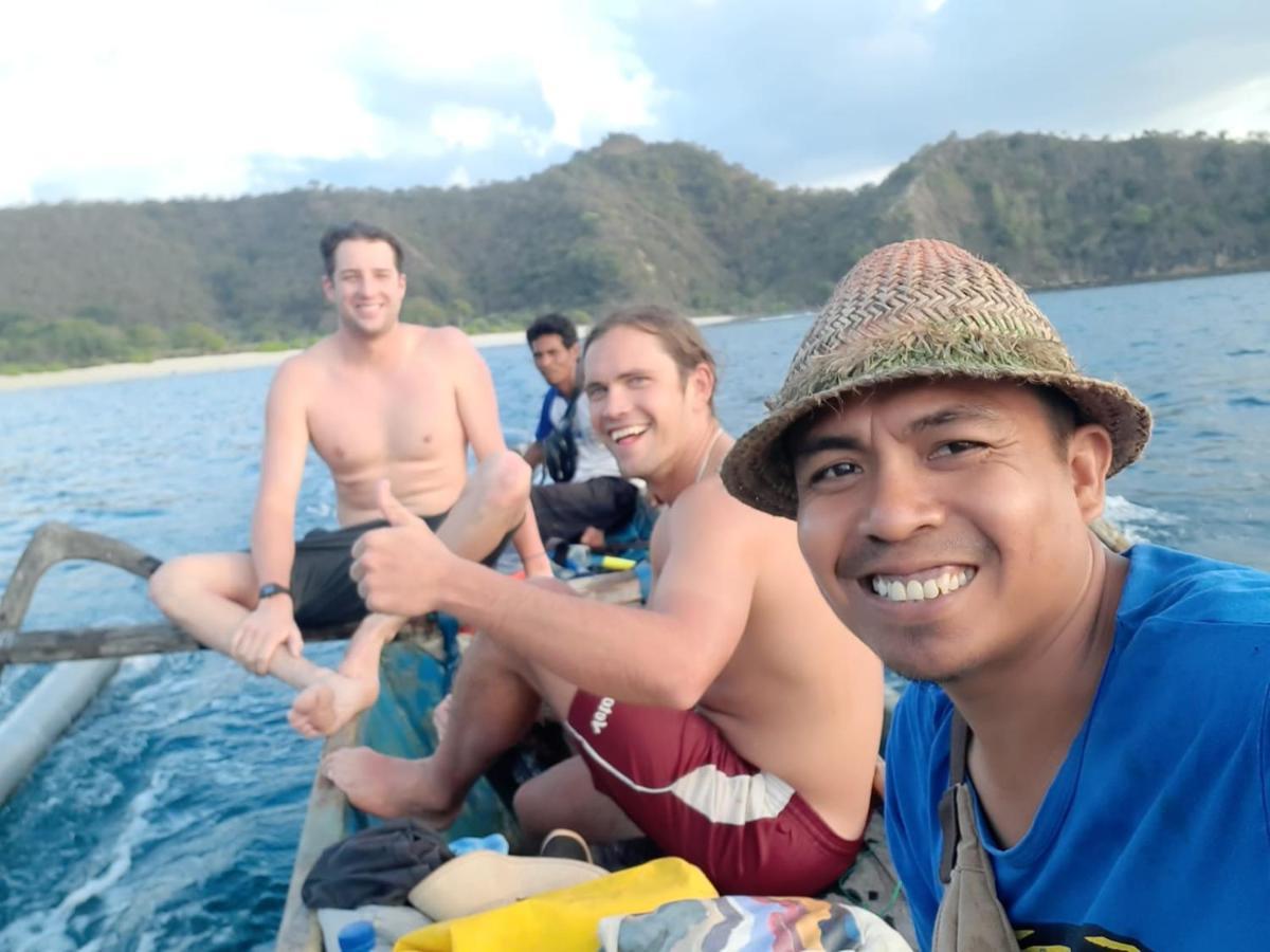 Boneputeh Homestay Taliwang ภายนอก รูปภาพ