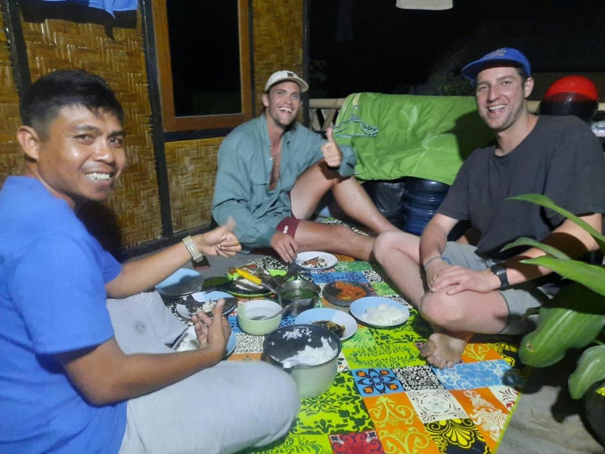 Boneputeh Homestay Taliwang ภายนอก รูปภาพ