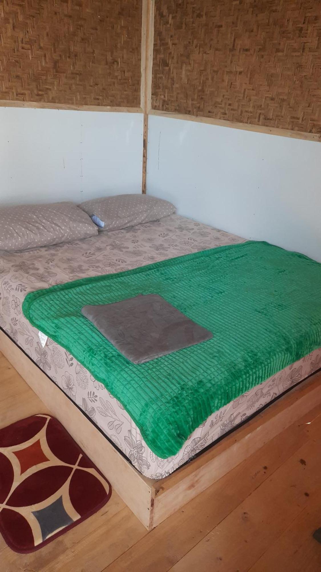 Boneputeh Homestay Taliwang ภายนอก รูปภาพ