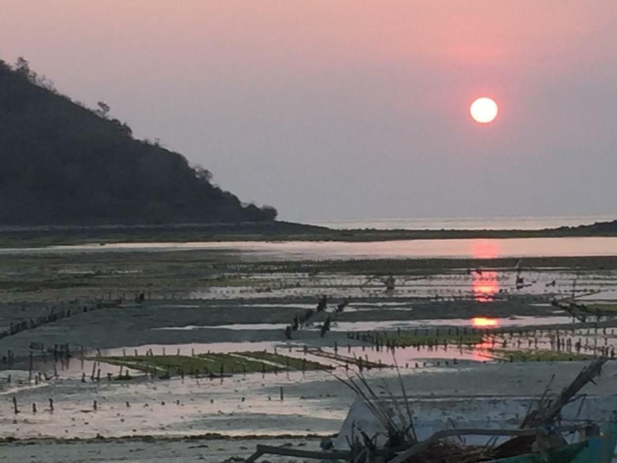 Boneputeh Homestay Taliwang ภายนอก รูปภาพ